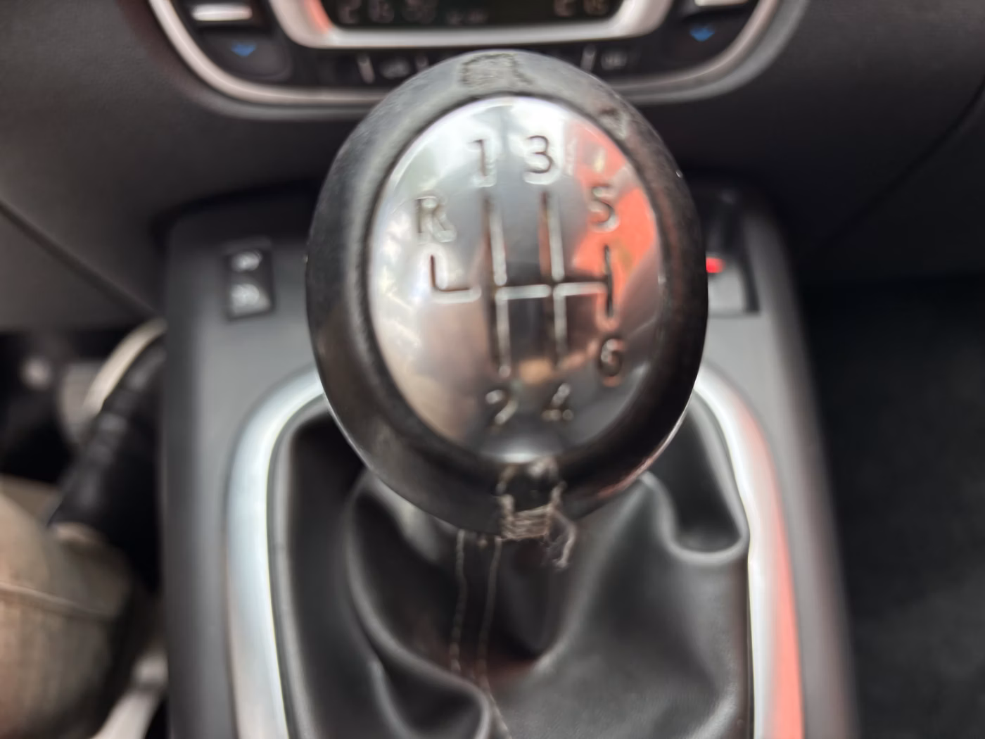 Renault Scenic фото 17