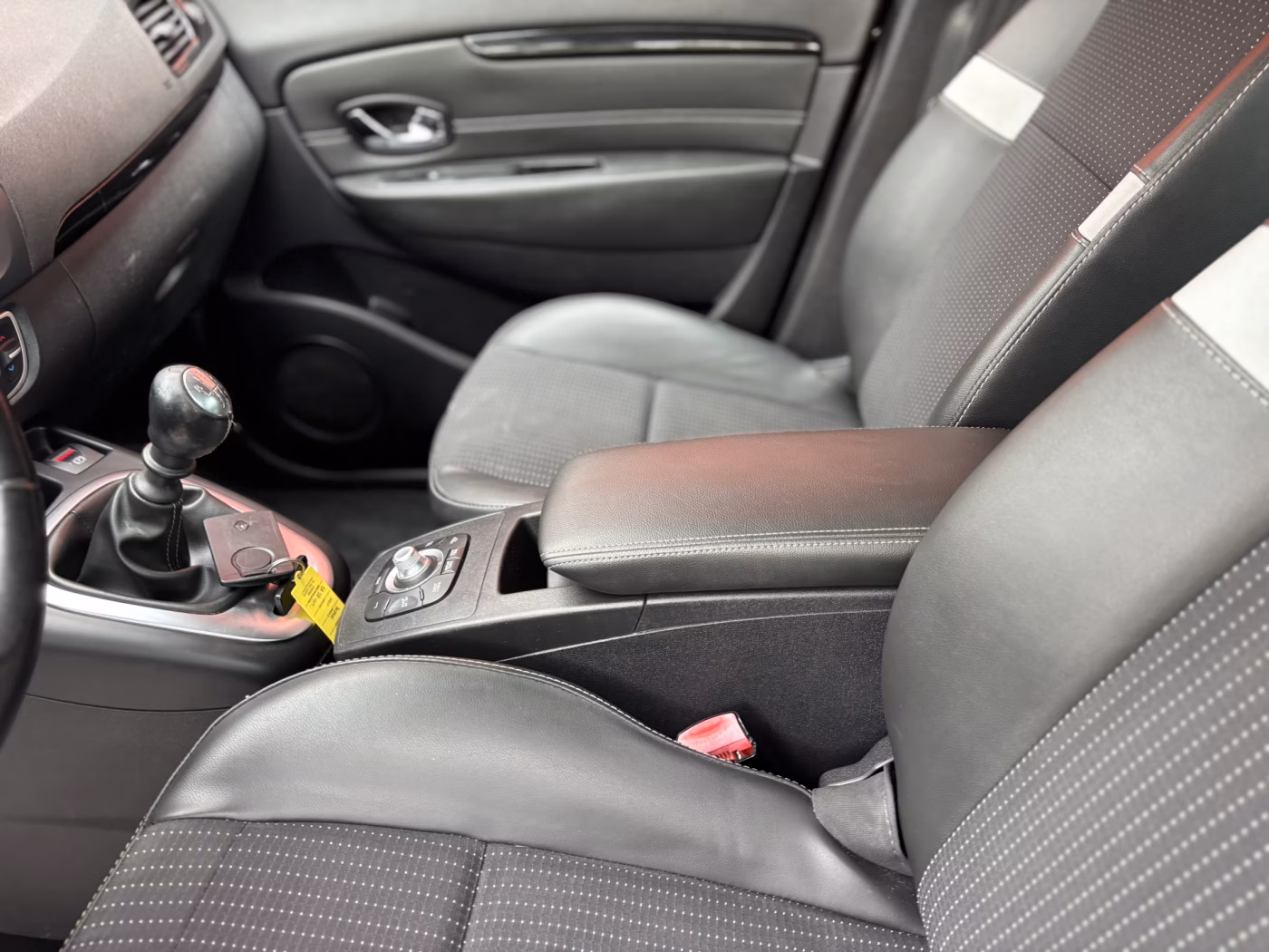 Renault Scenic фото 20