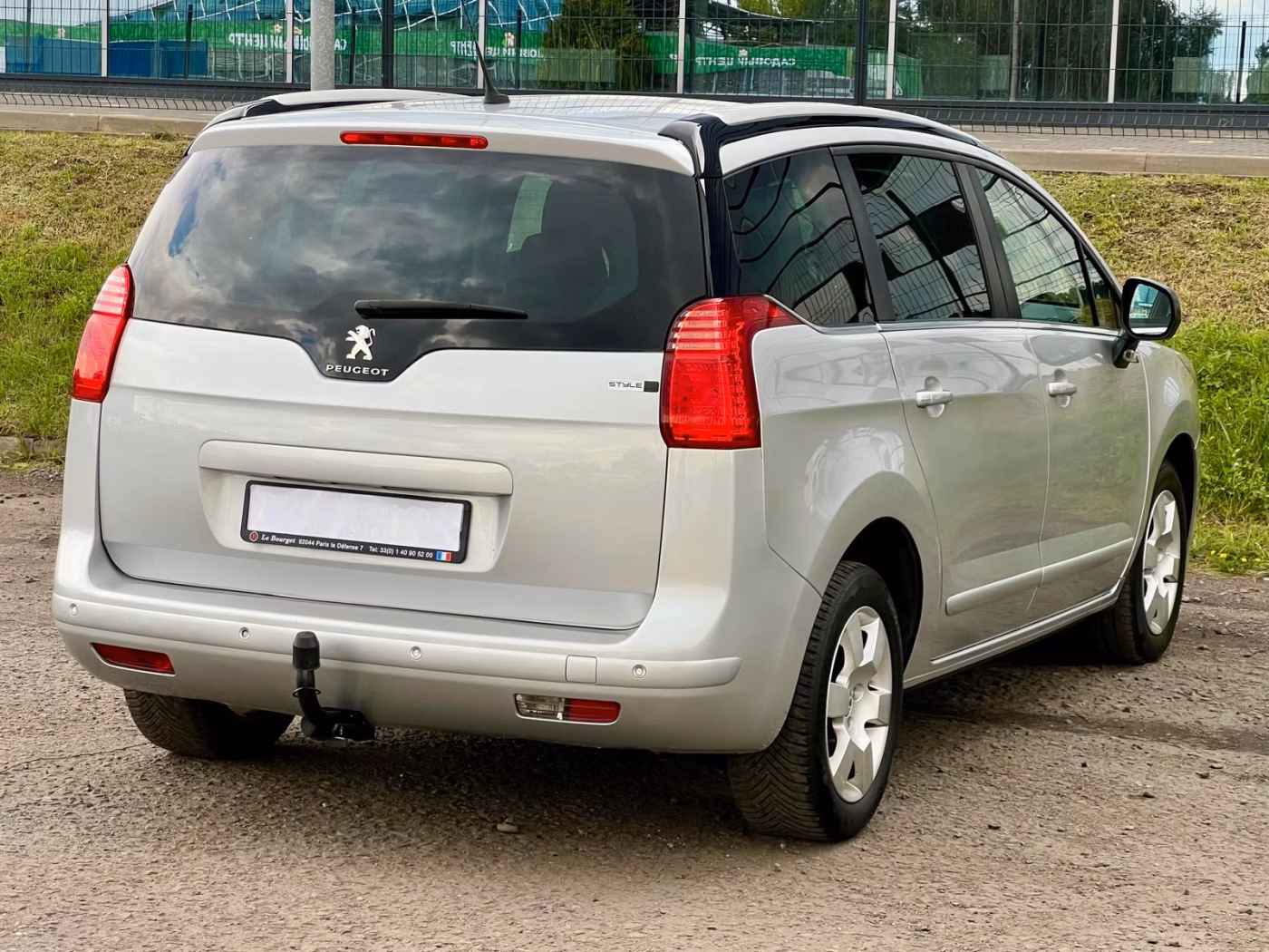 Peugeot 5008 фото 12