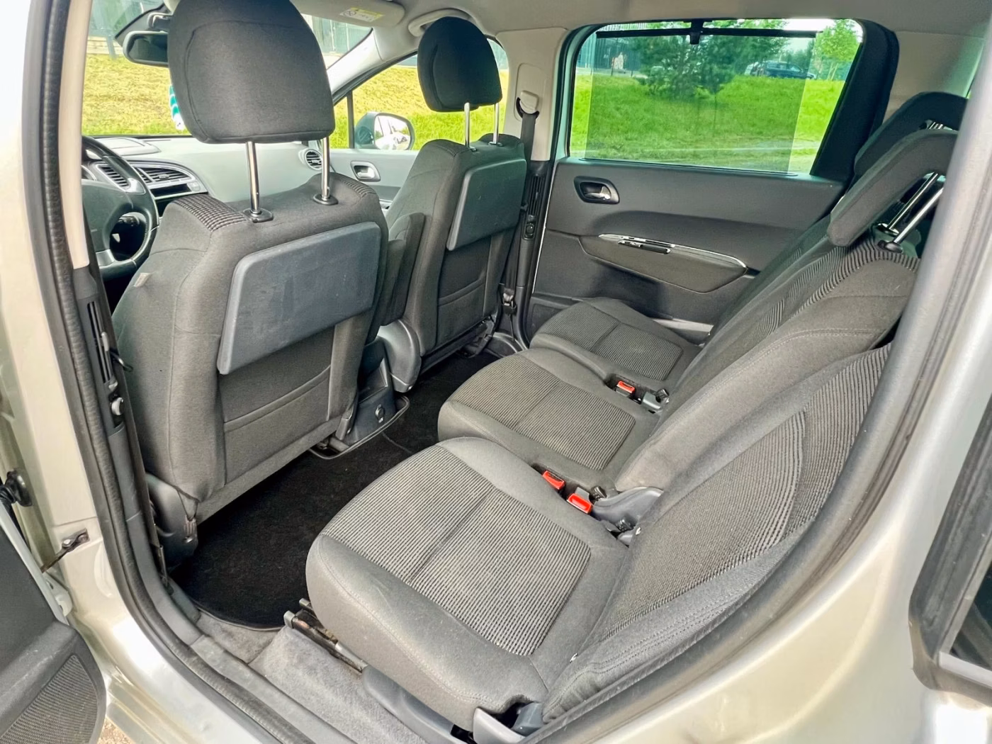 Peugeot 5008 фото 16