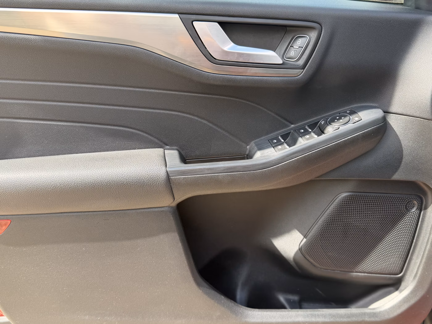 Ford Kuga фото 18