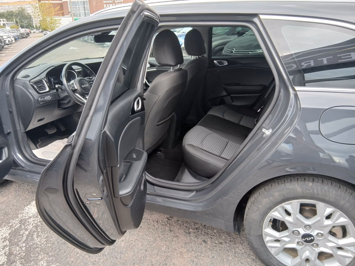 Kia Cee'd фото 8