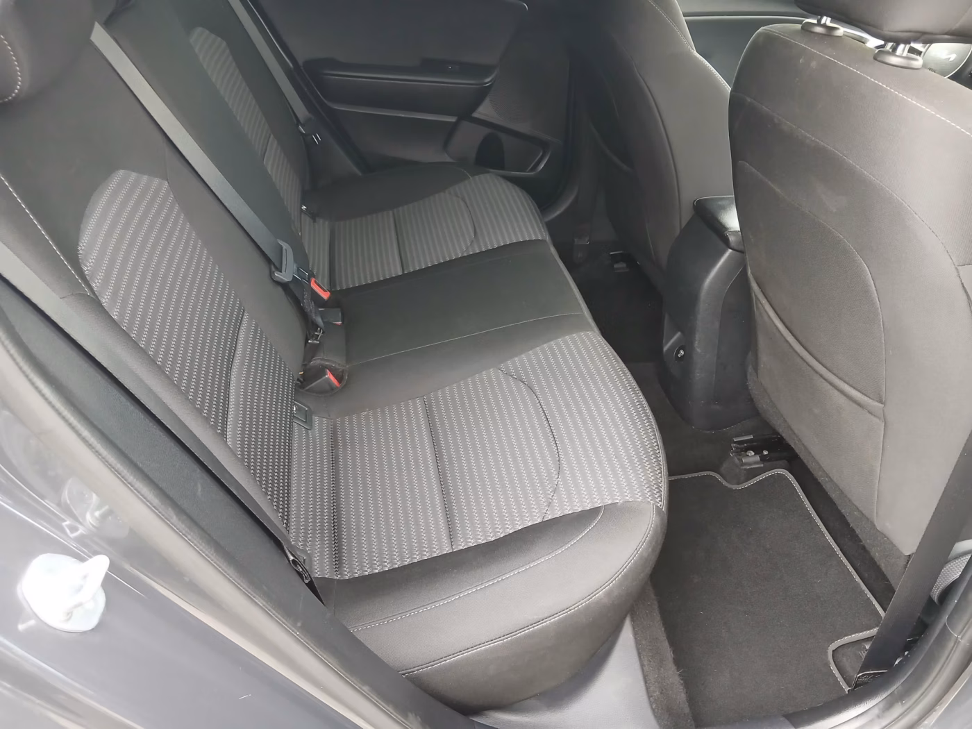 Kia Cee'd фото 11