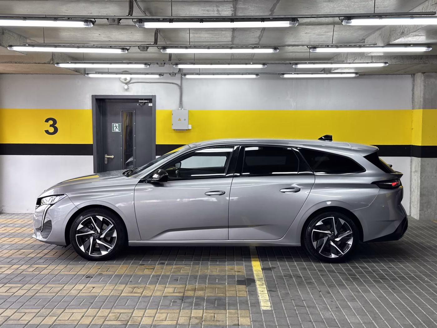 Peugeot 308 фото 4