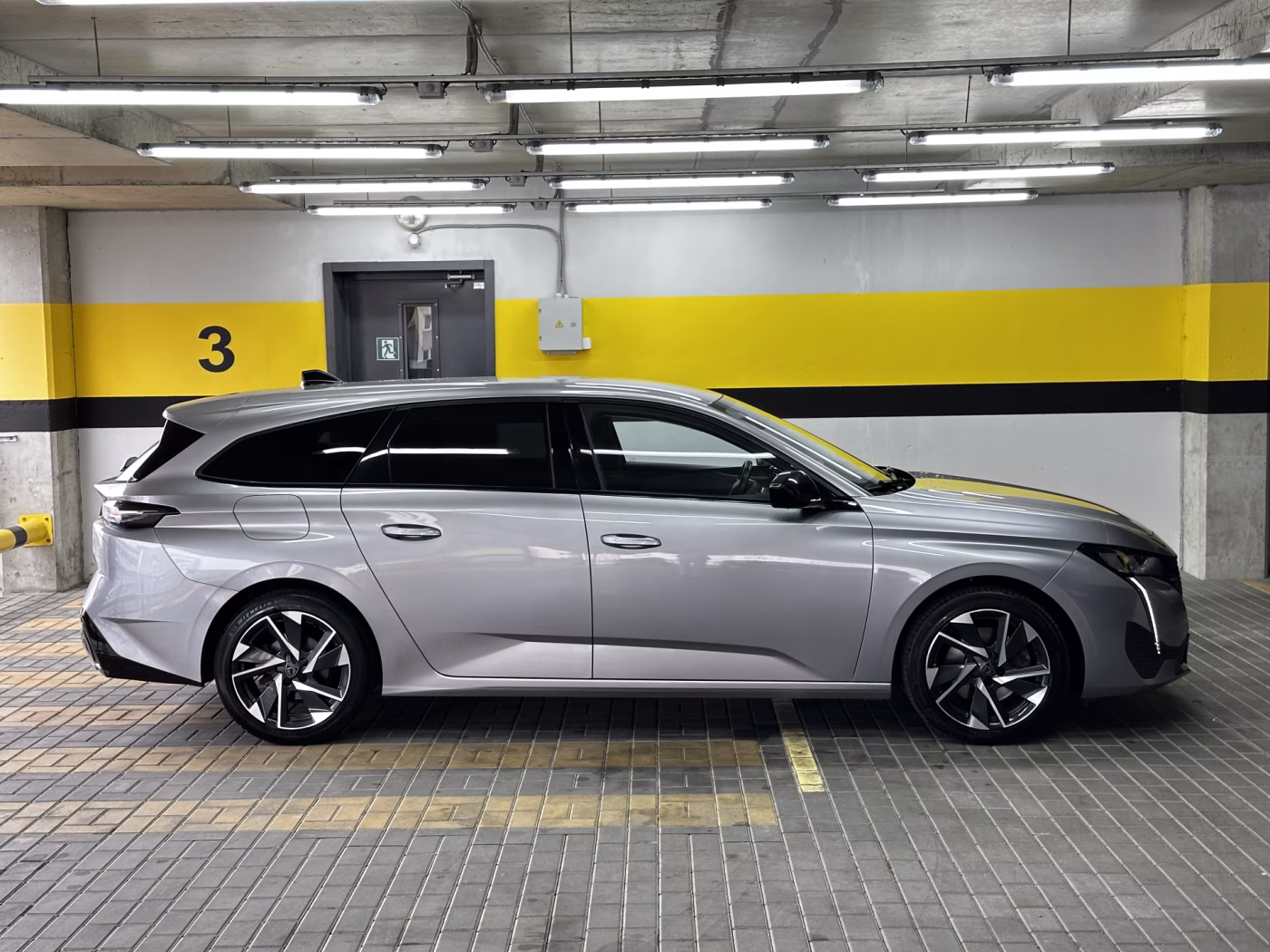 Peugeot 308 фото 8