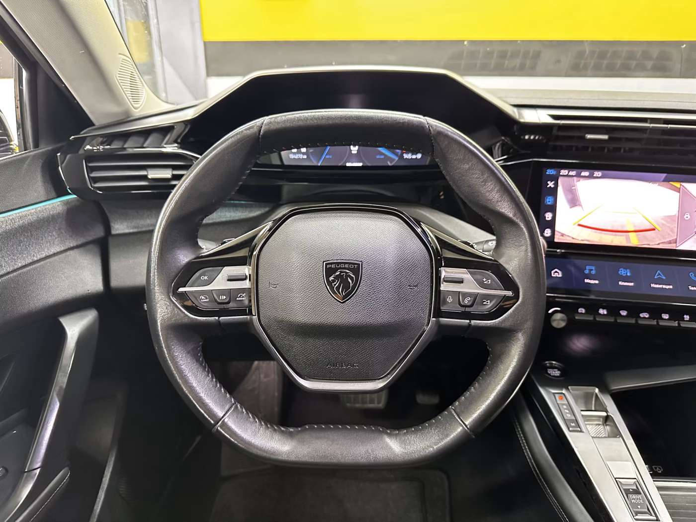 Peugeot 308 фото 11