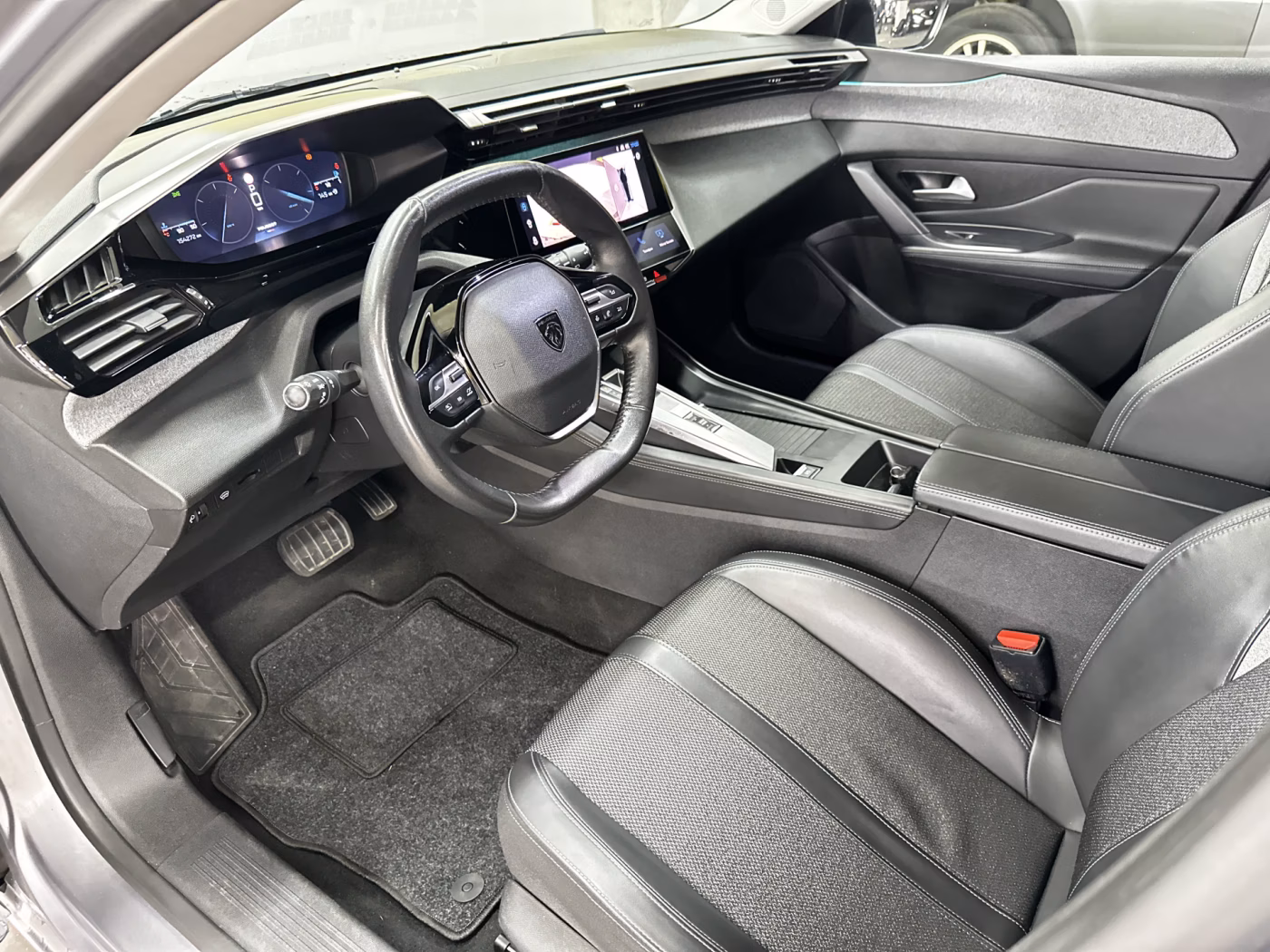 Peugeot 308 фото 13