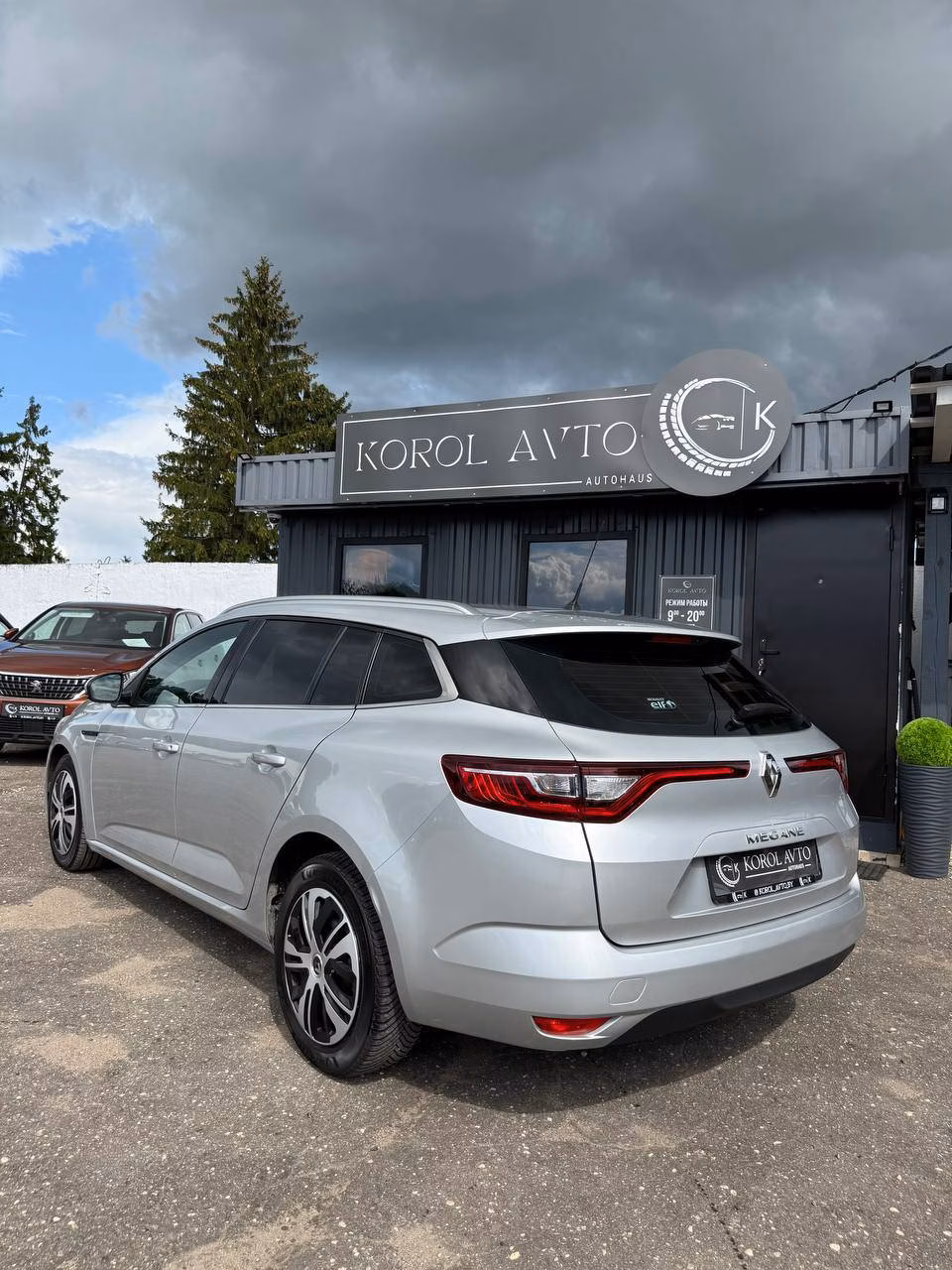 Renault Megane фото 5