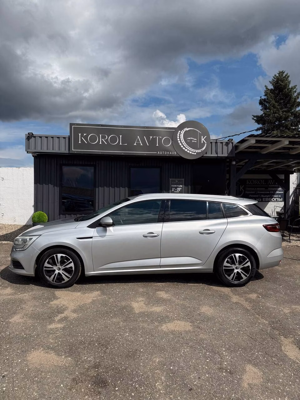 Renault Megane фото 8