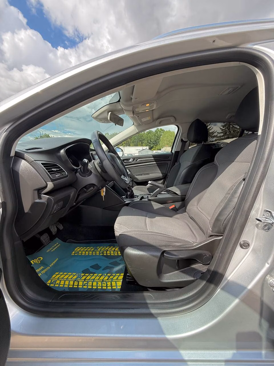 Renault Megane фото 13