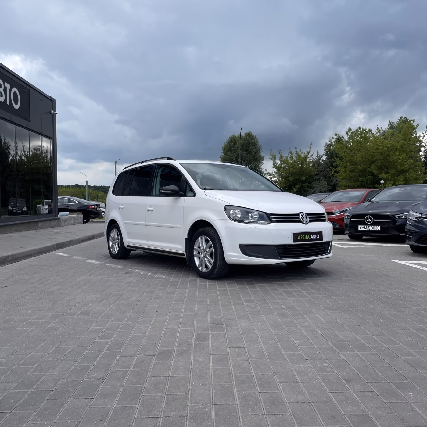 Volkswagen Touran фото 3