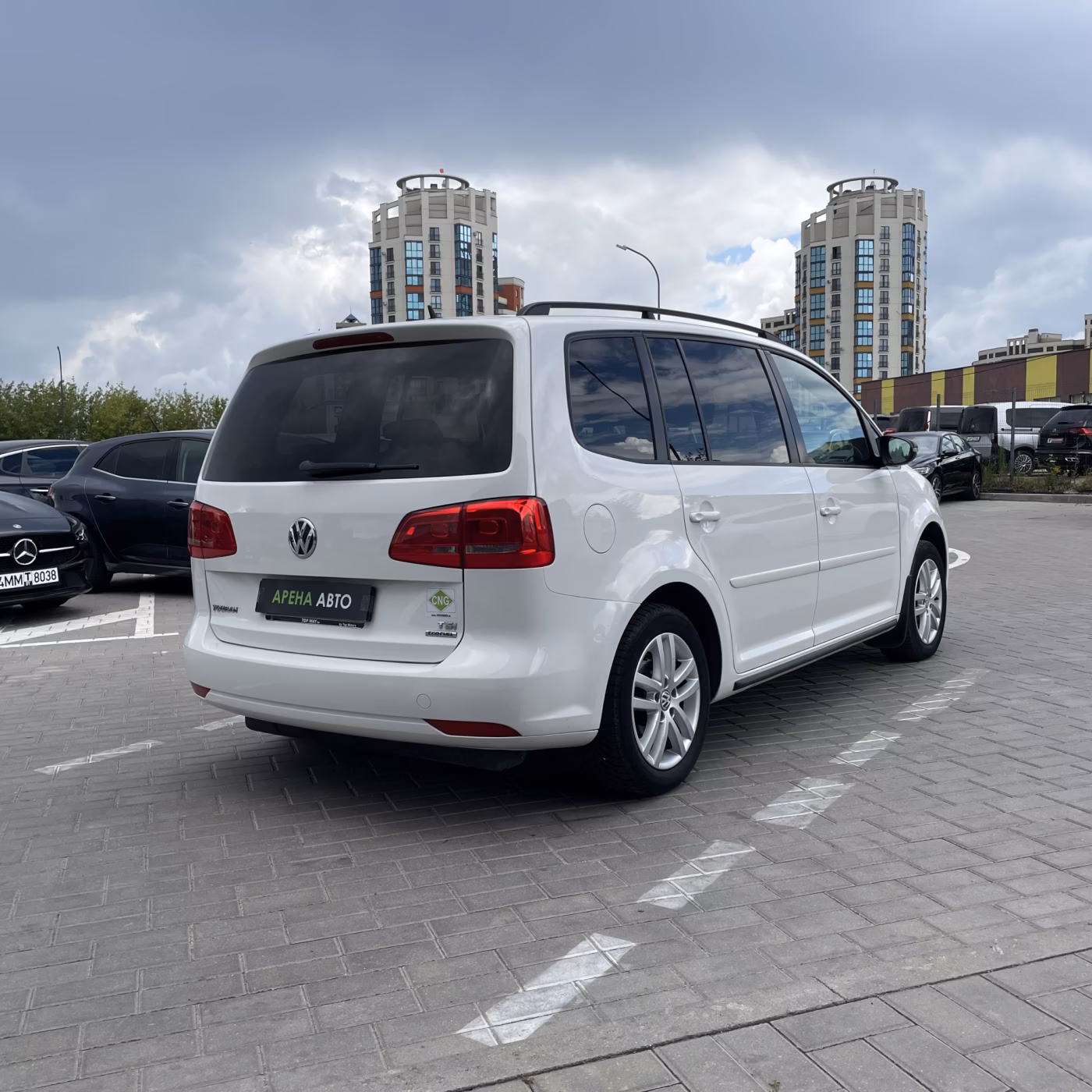 Volkswagen Touran фото 4