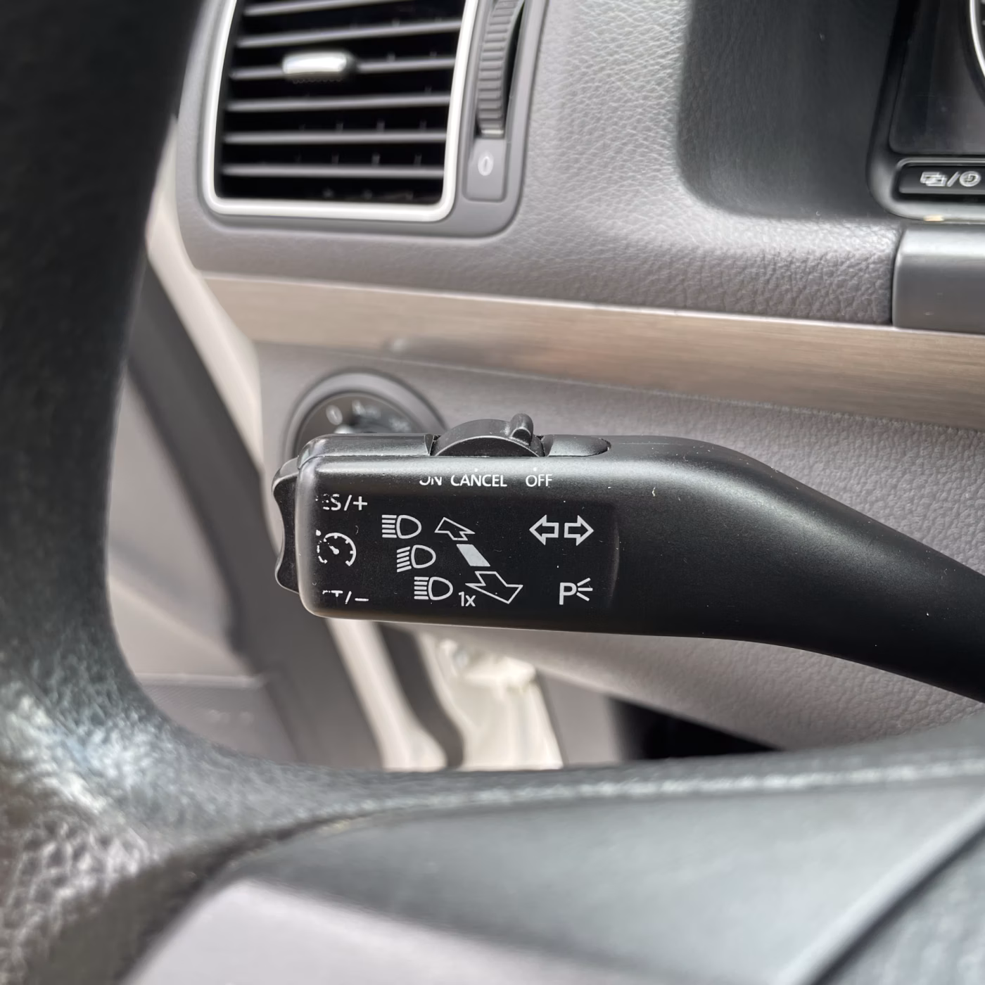 Volkswagen Touran фото 15