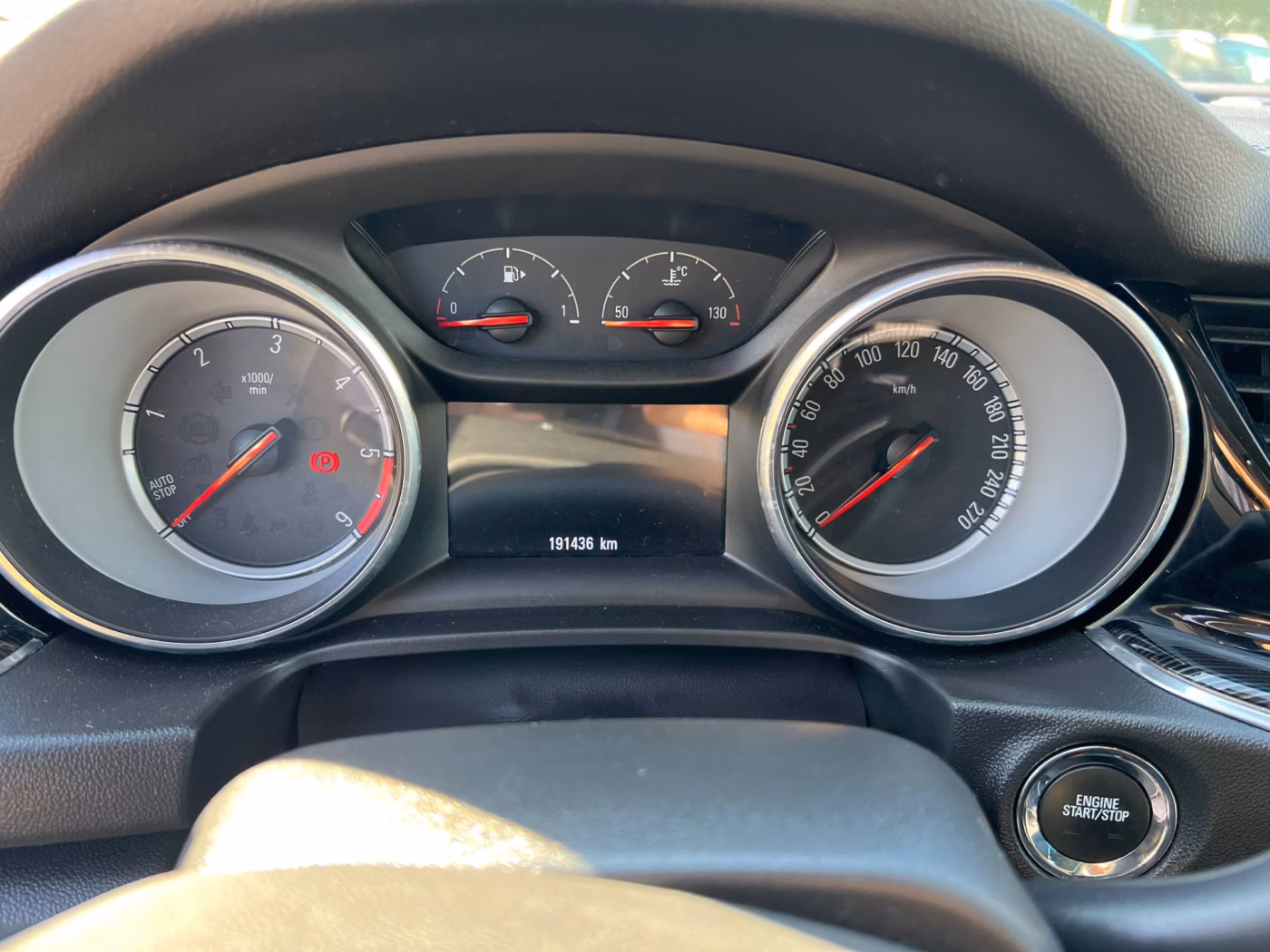 Opel Insignia фото 12