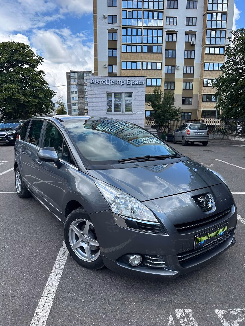 Peugeot 5008
