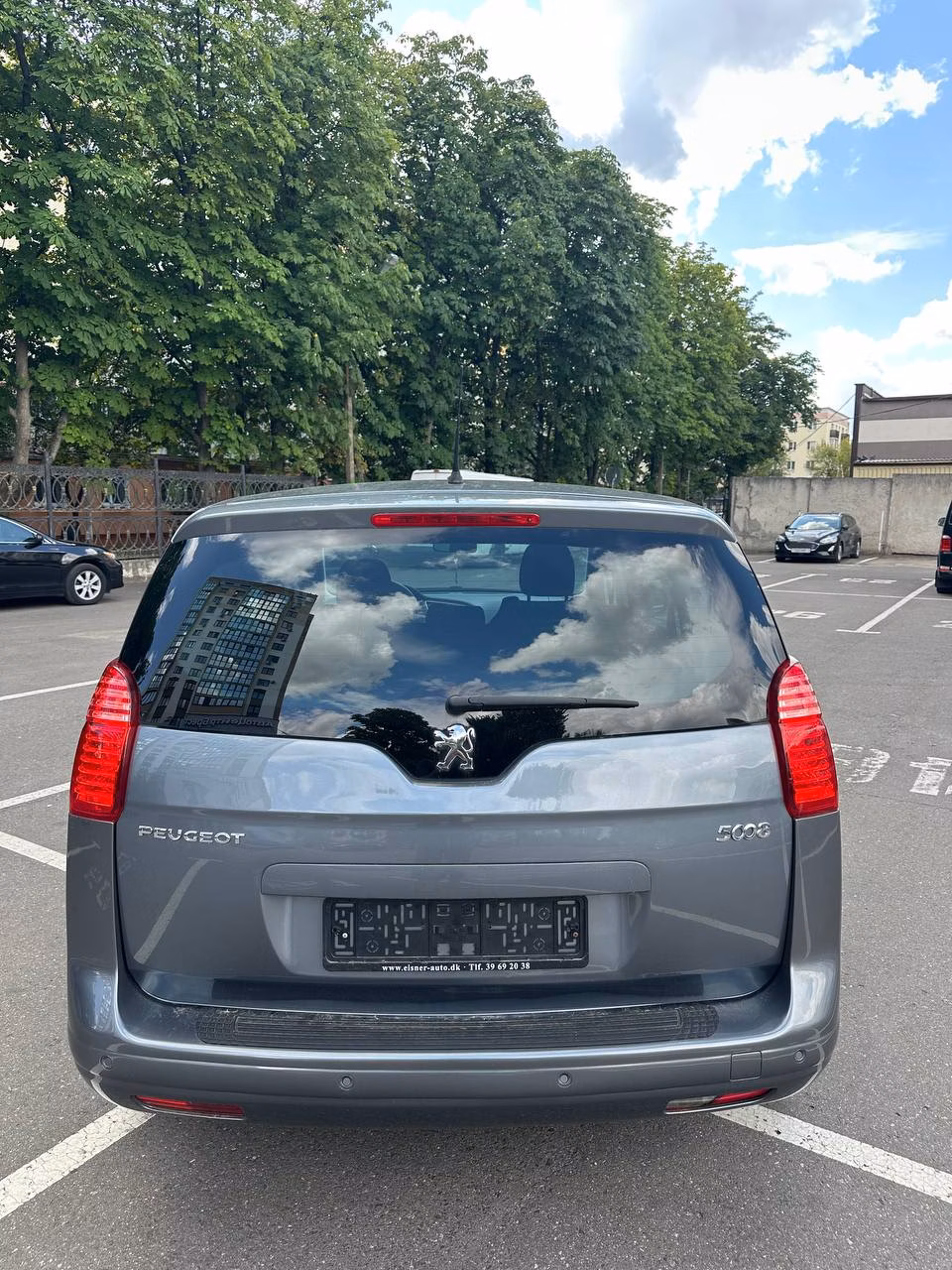 Peugeot 5008 фото 7