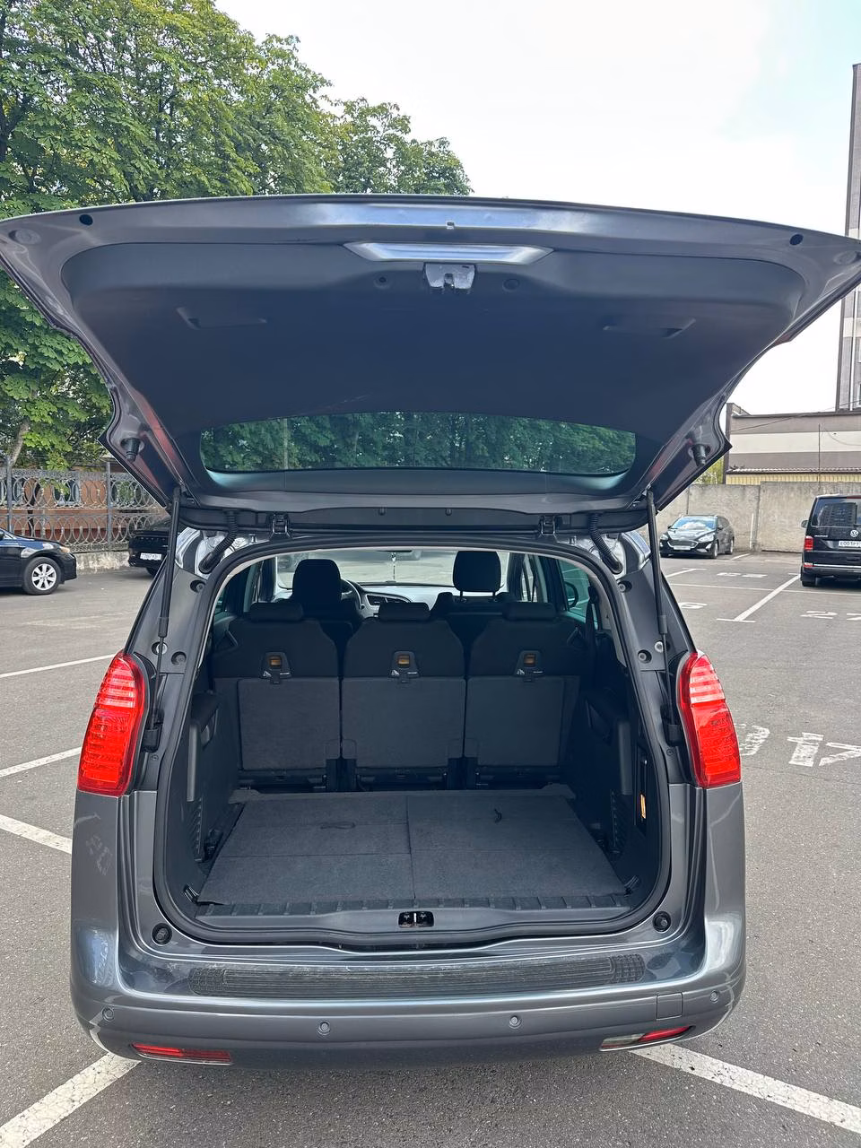 Peugeot 5008 фото 20