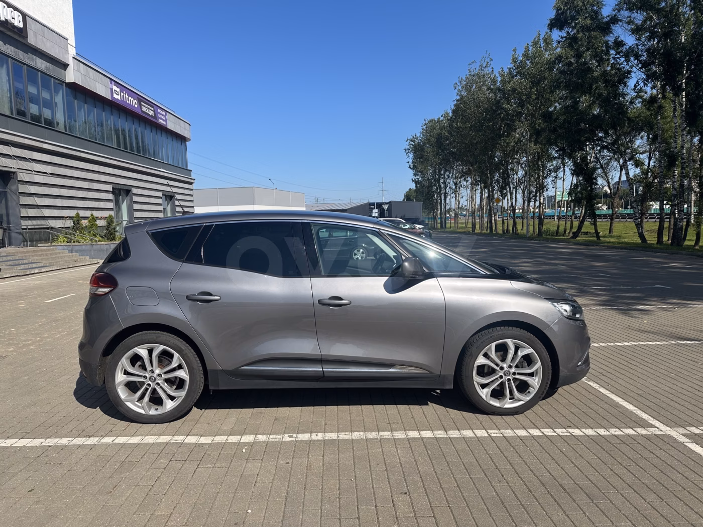 Renault Scenic фото 5