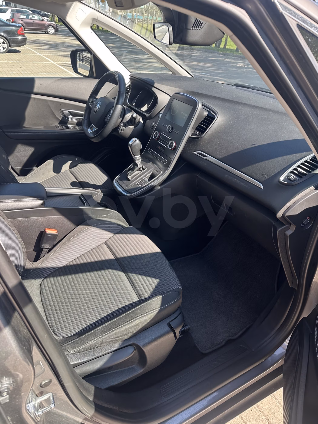 Renault Scenic фото 12