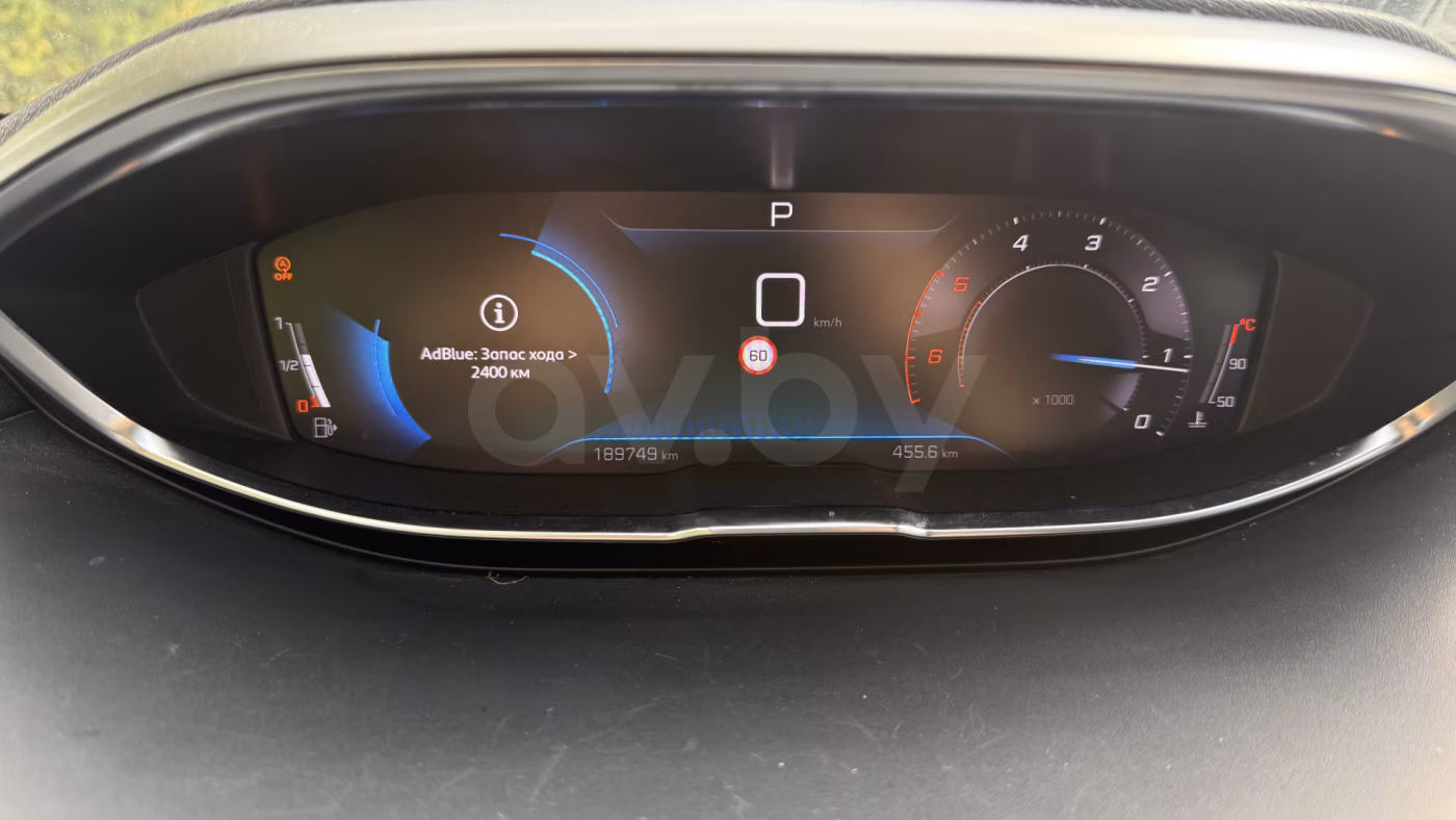Peugeot 5008 фото 10
