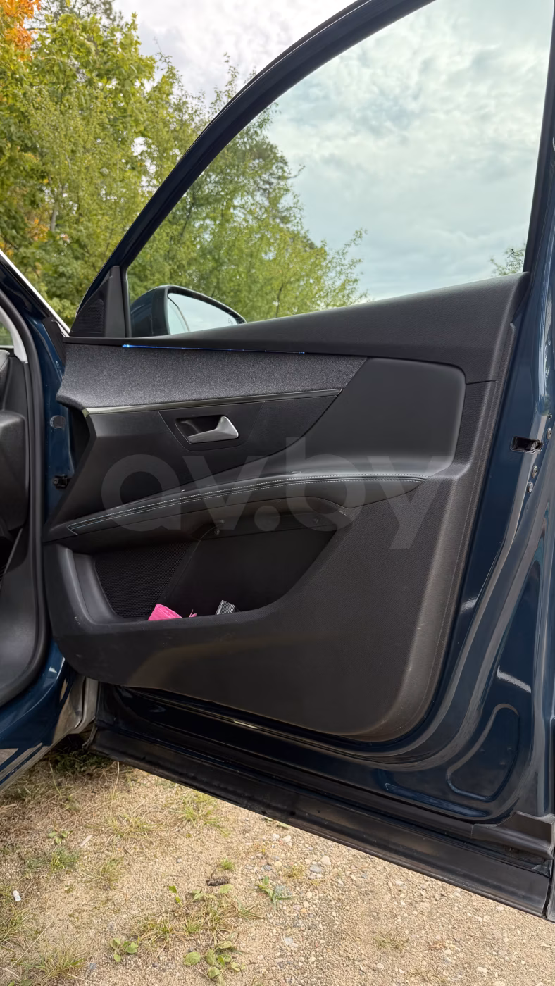Peugeot 5008 фото 18