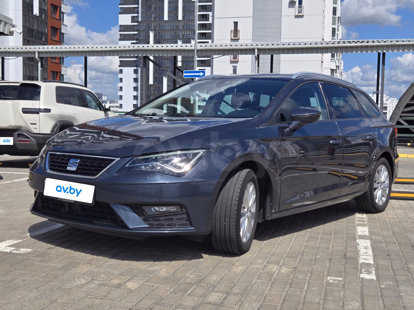 SEAT Leon фото 2