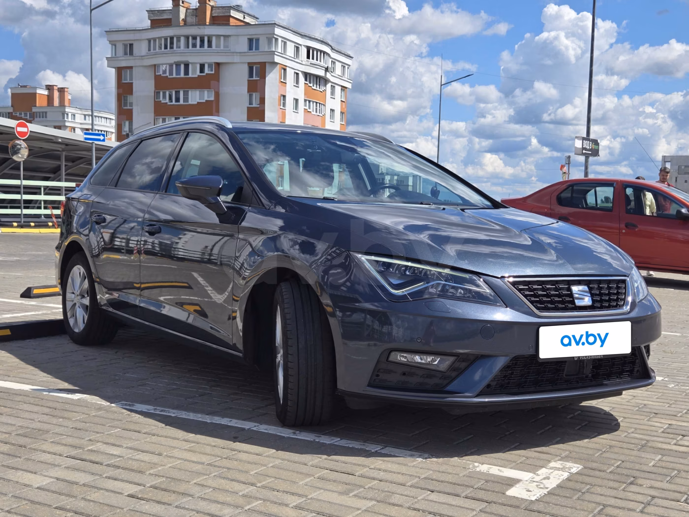SEAT Leon фото 3