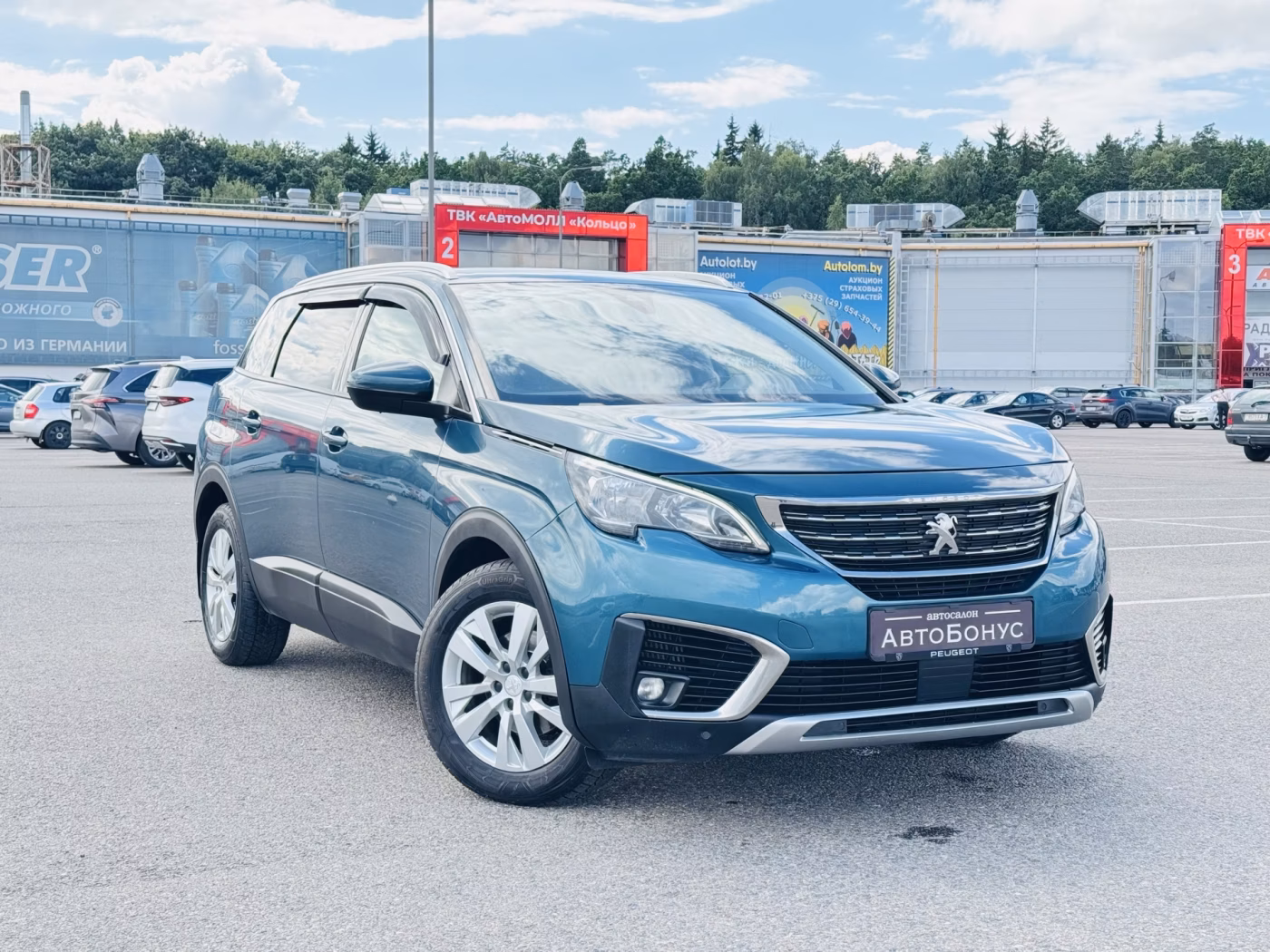 Peugeot 5008 фото 3