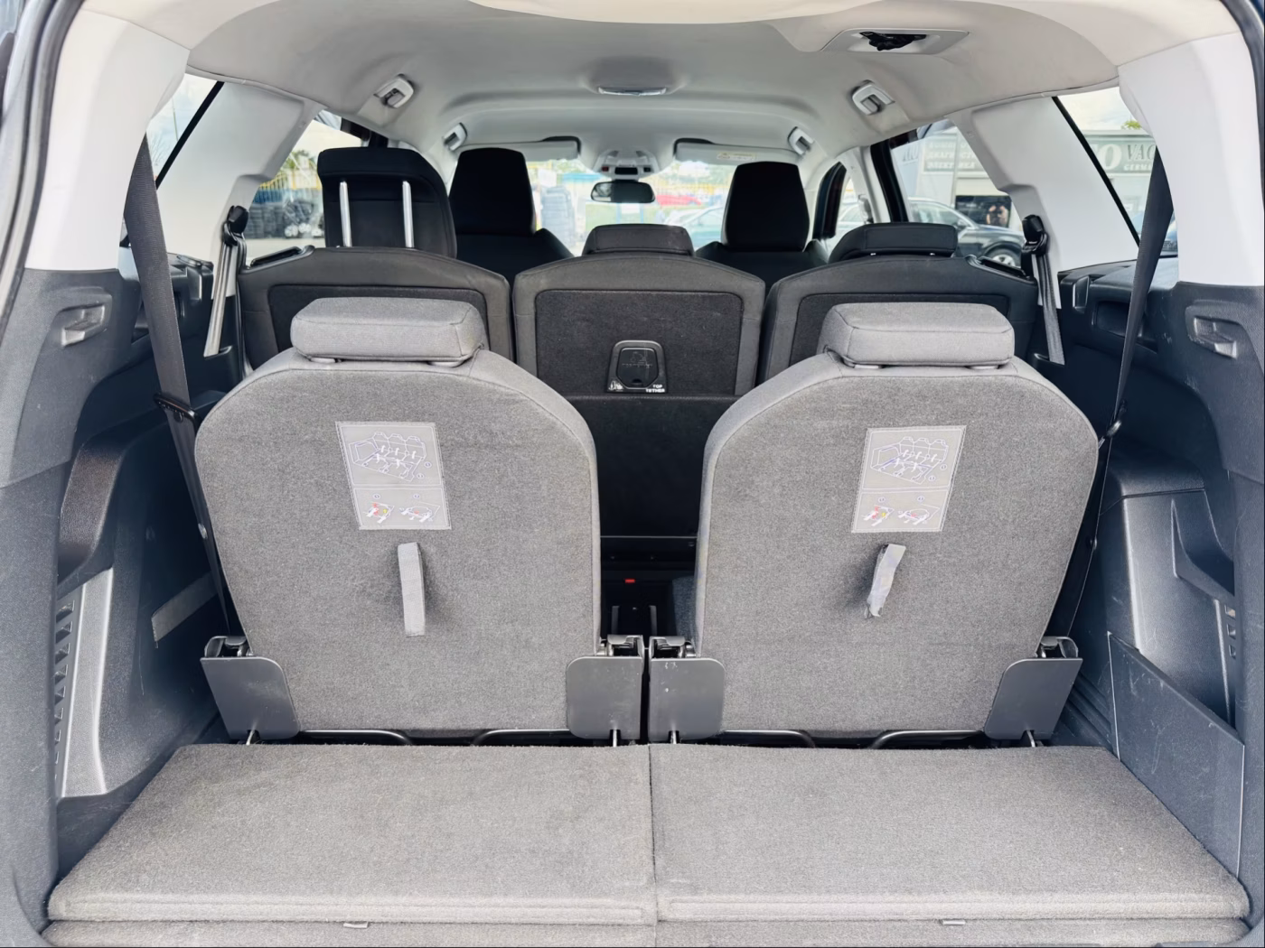 Peugeot 5008 фото 7