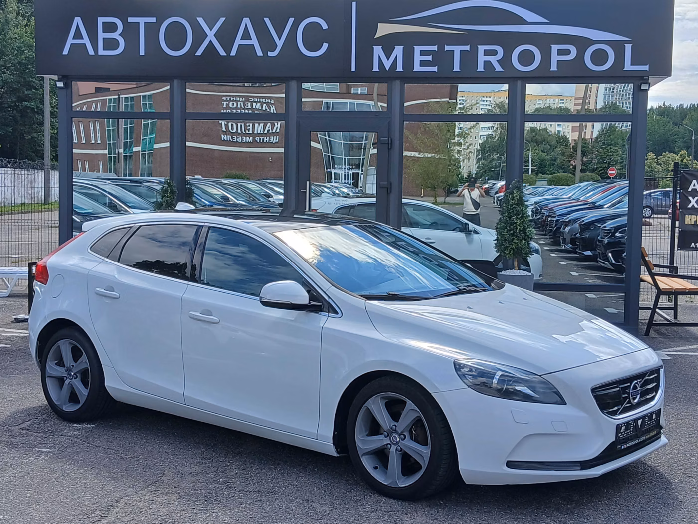 Volvo V40