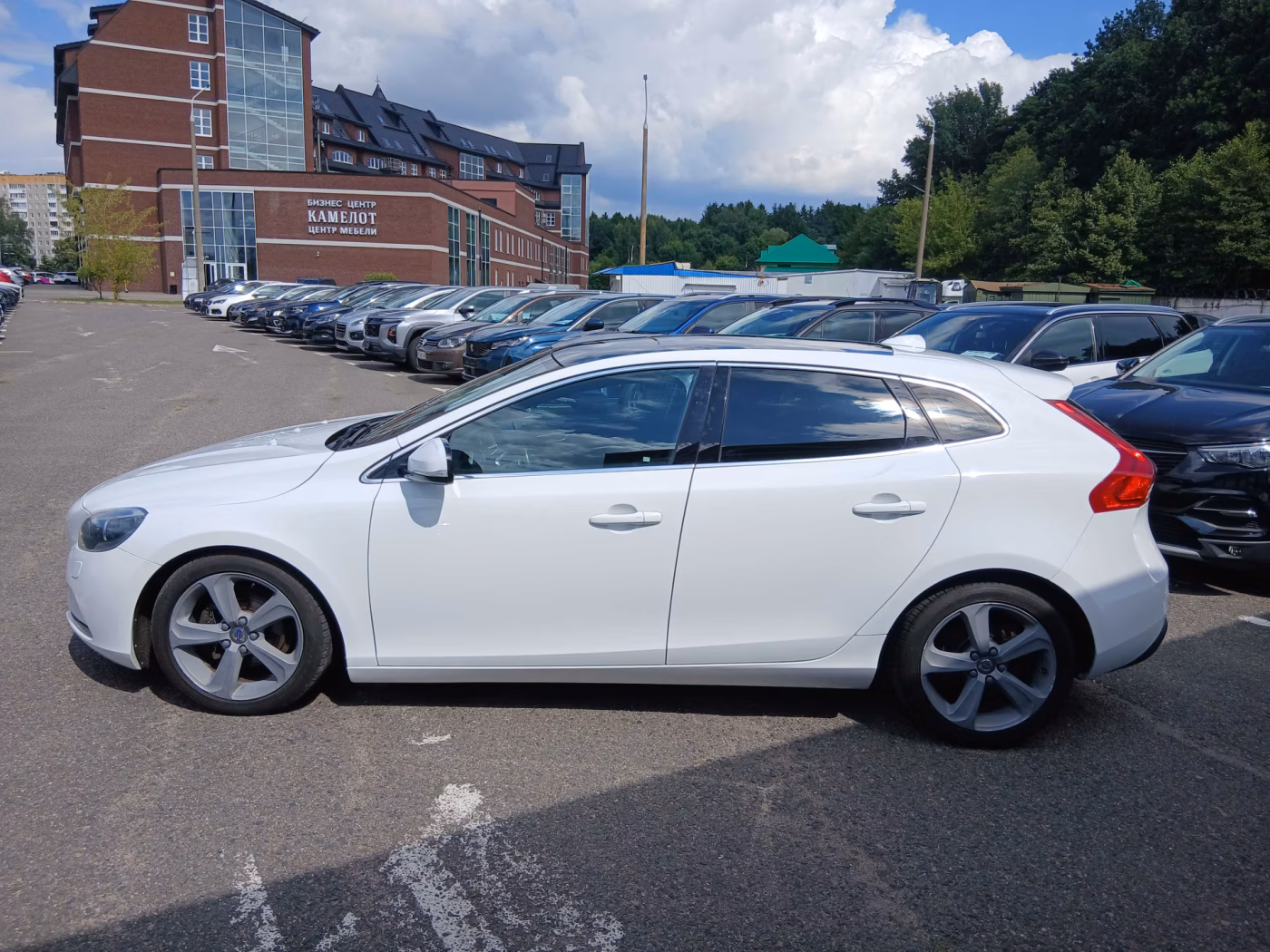 Volvo V40 фото 7