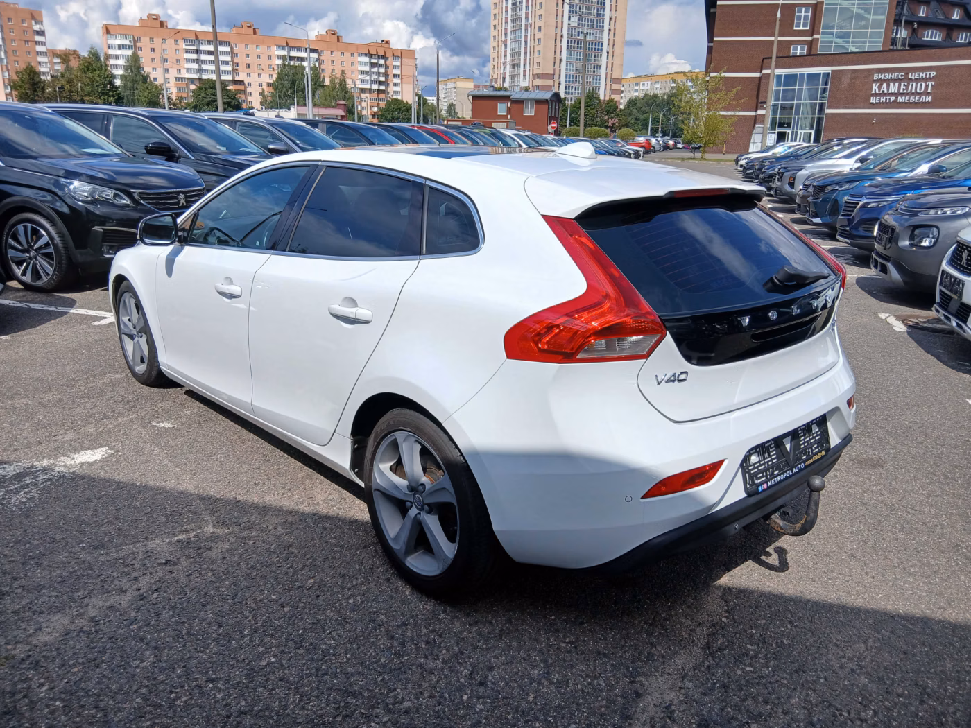 Volvo V40 фото 11