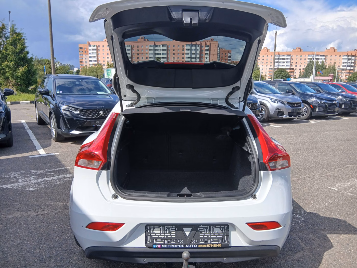 Volvo V40 фото 14