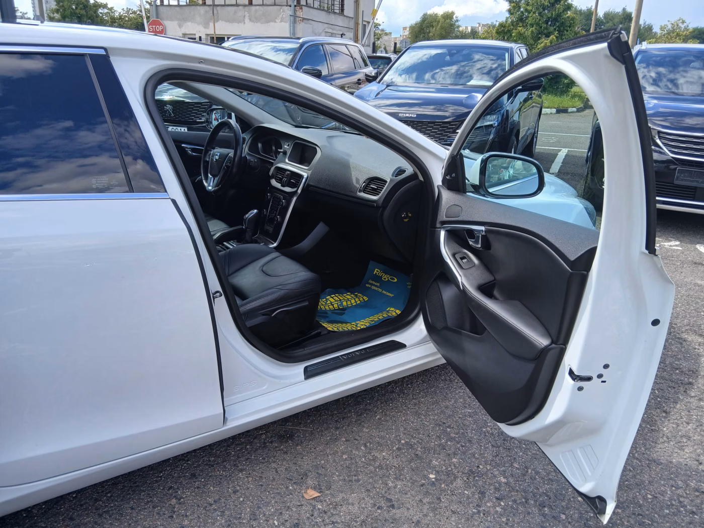 Volvo V40 фото 19