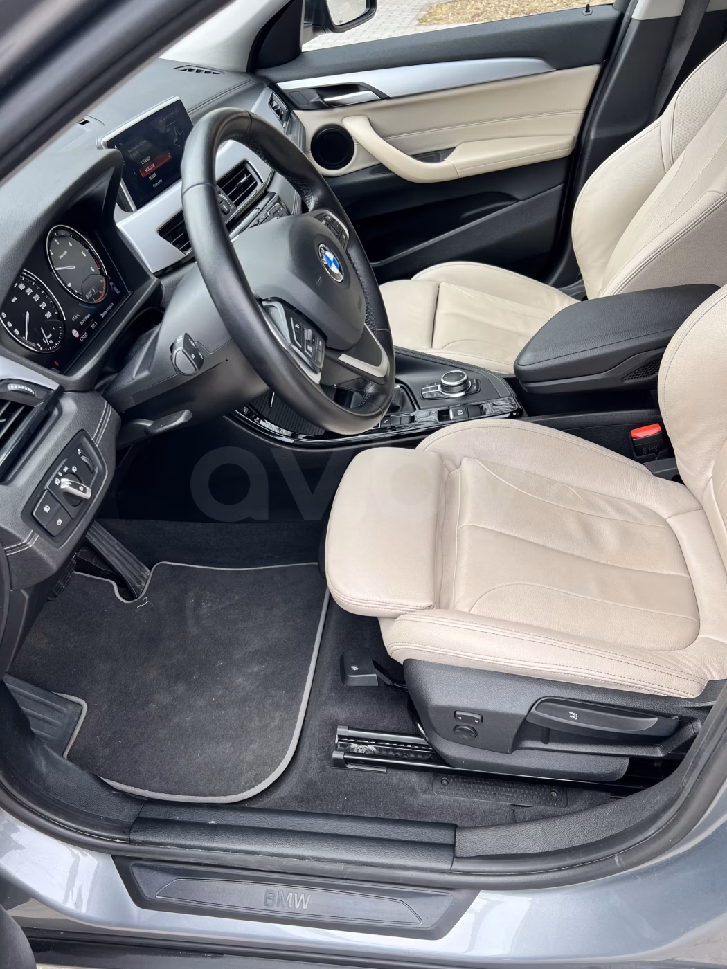 BMW X2 фото 10