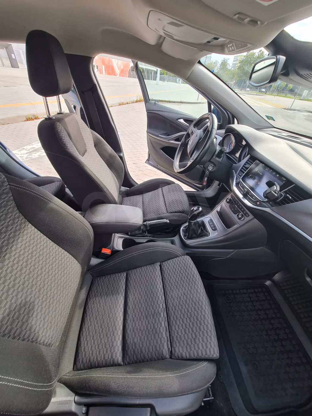 Opel Astra фото 13