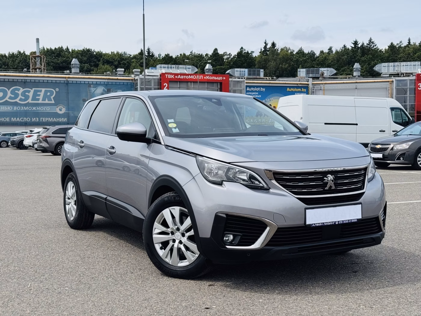 Peugeot 5008 фото 3