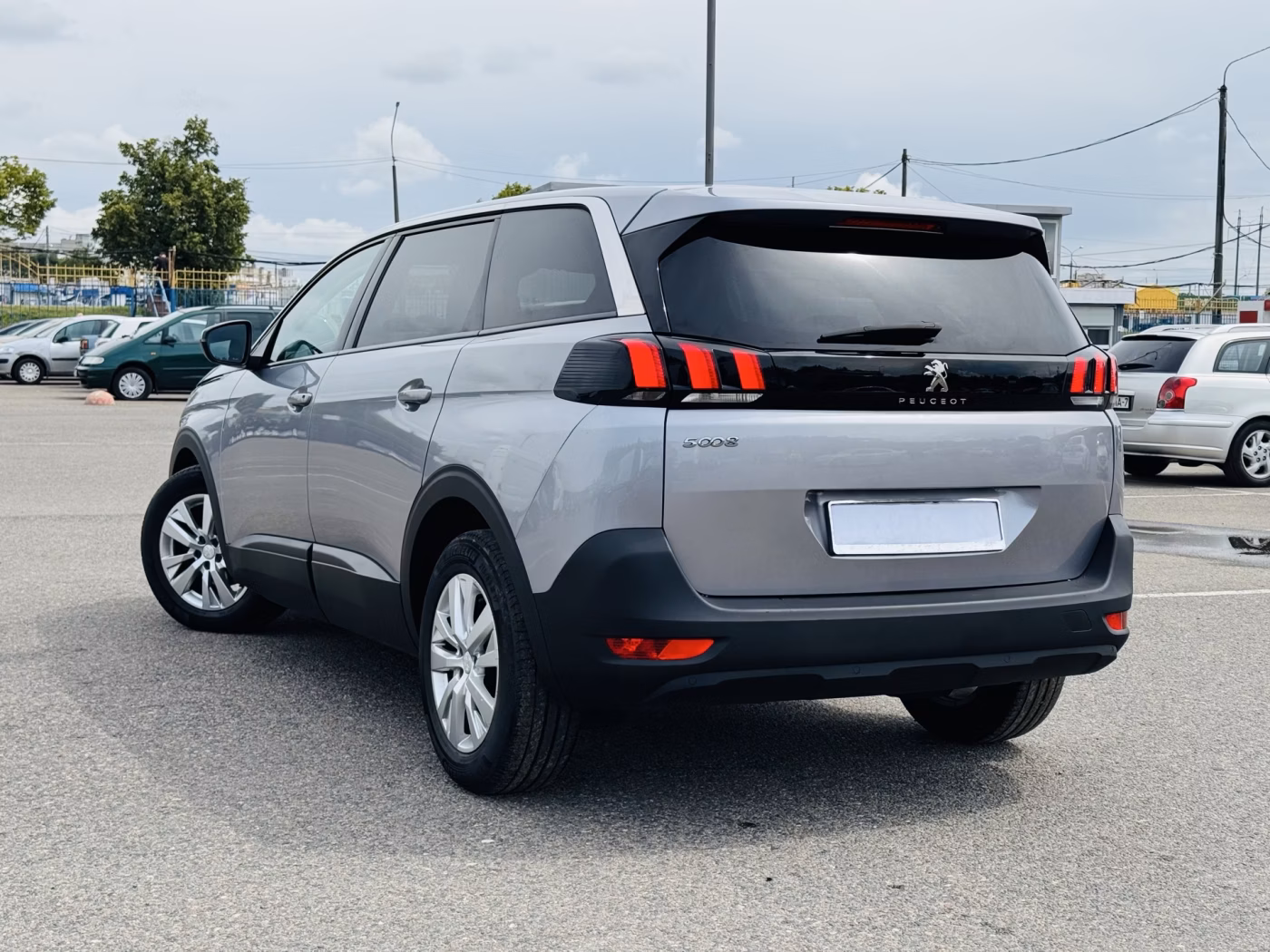 Peugeot 5008 фото 4