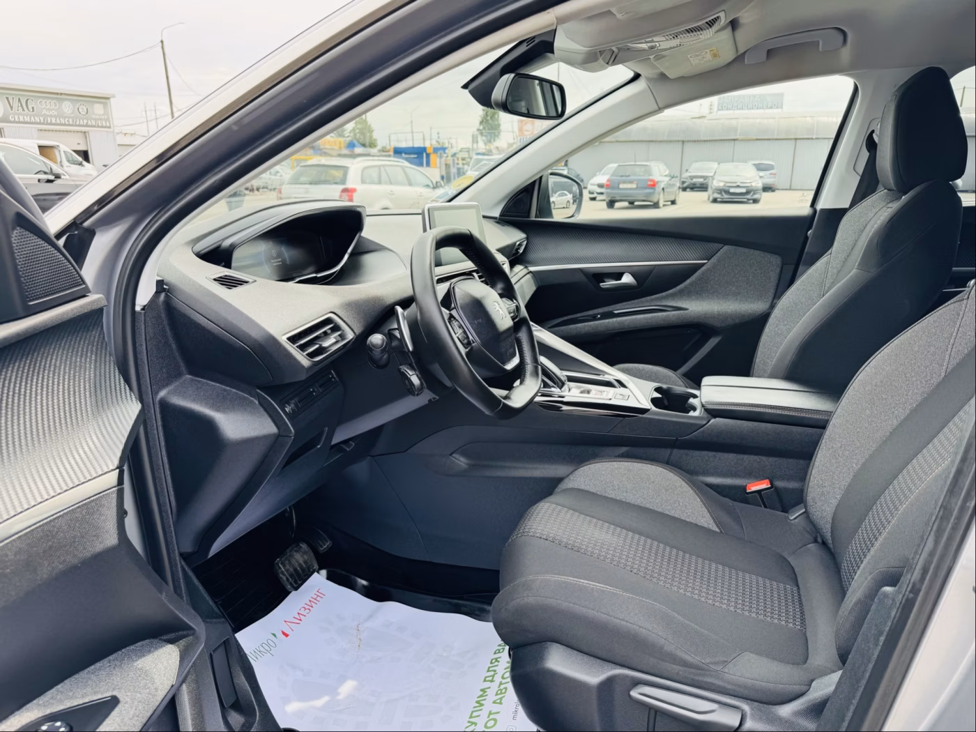 Peugeot 5008 фото 5