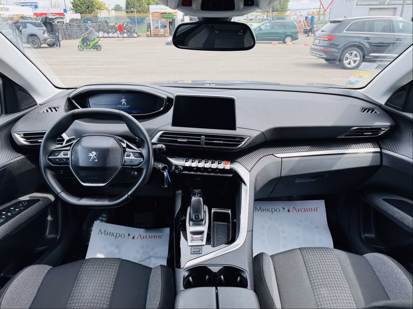 Peugeot 5008 фото 10