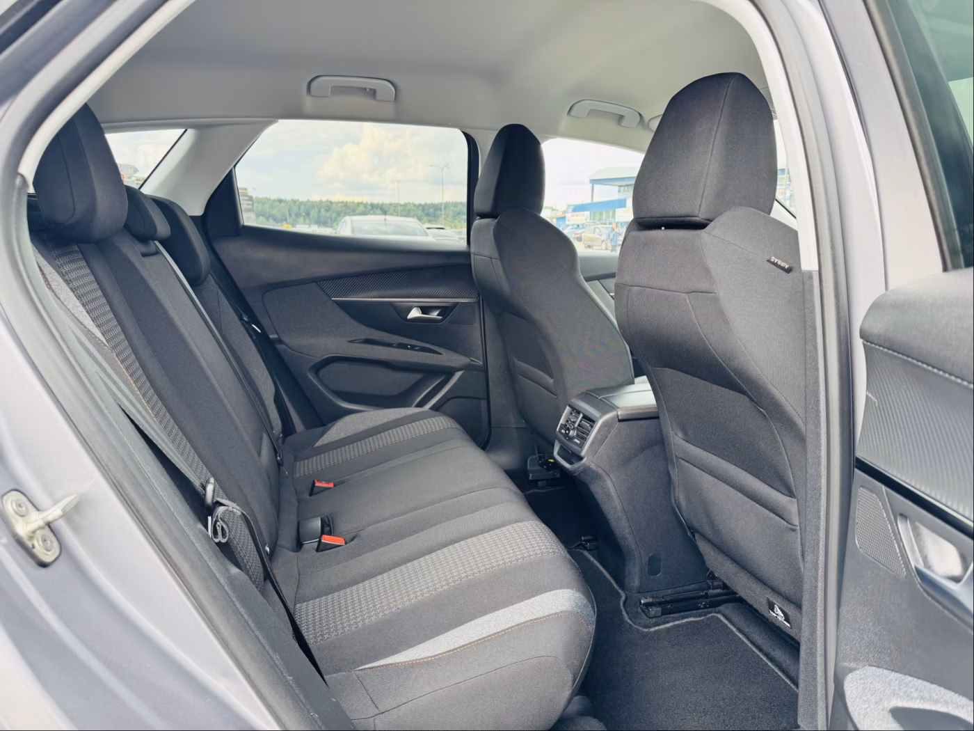 Peugeot 3008 фото 7