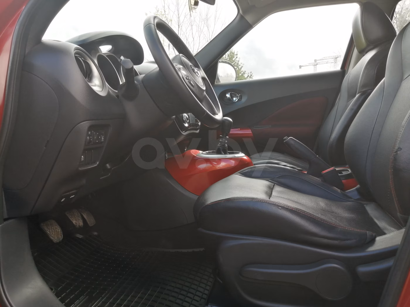 Nissan Juke фото 15
