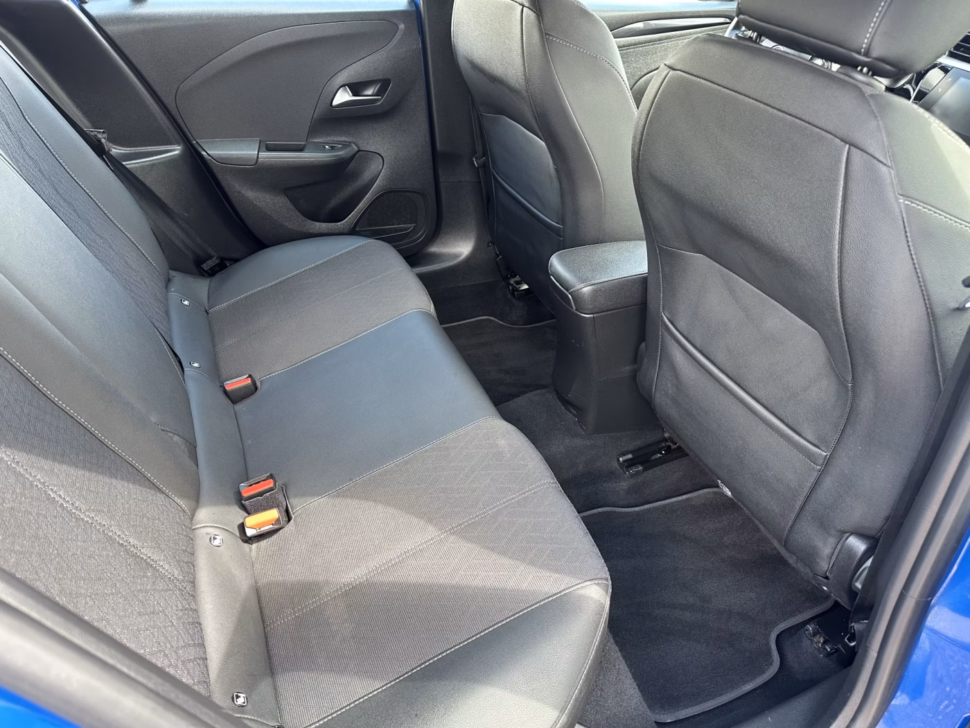 Opel Corsa фото 11
