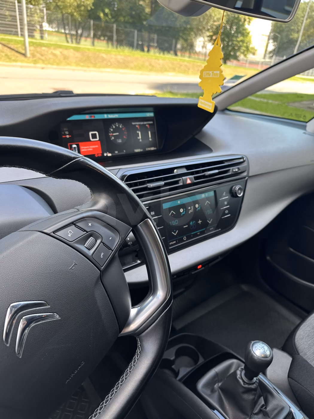 Citroen C4 Picasso фото 12