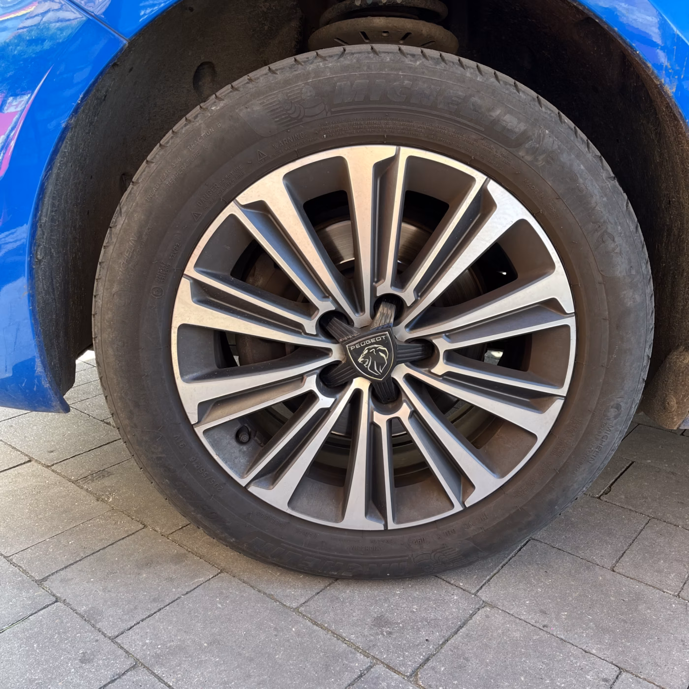 Peugeot 308 фото 8