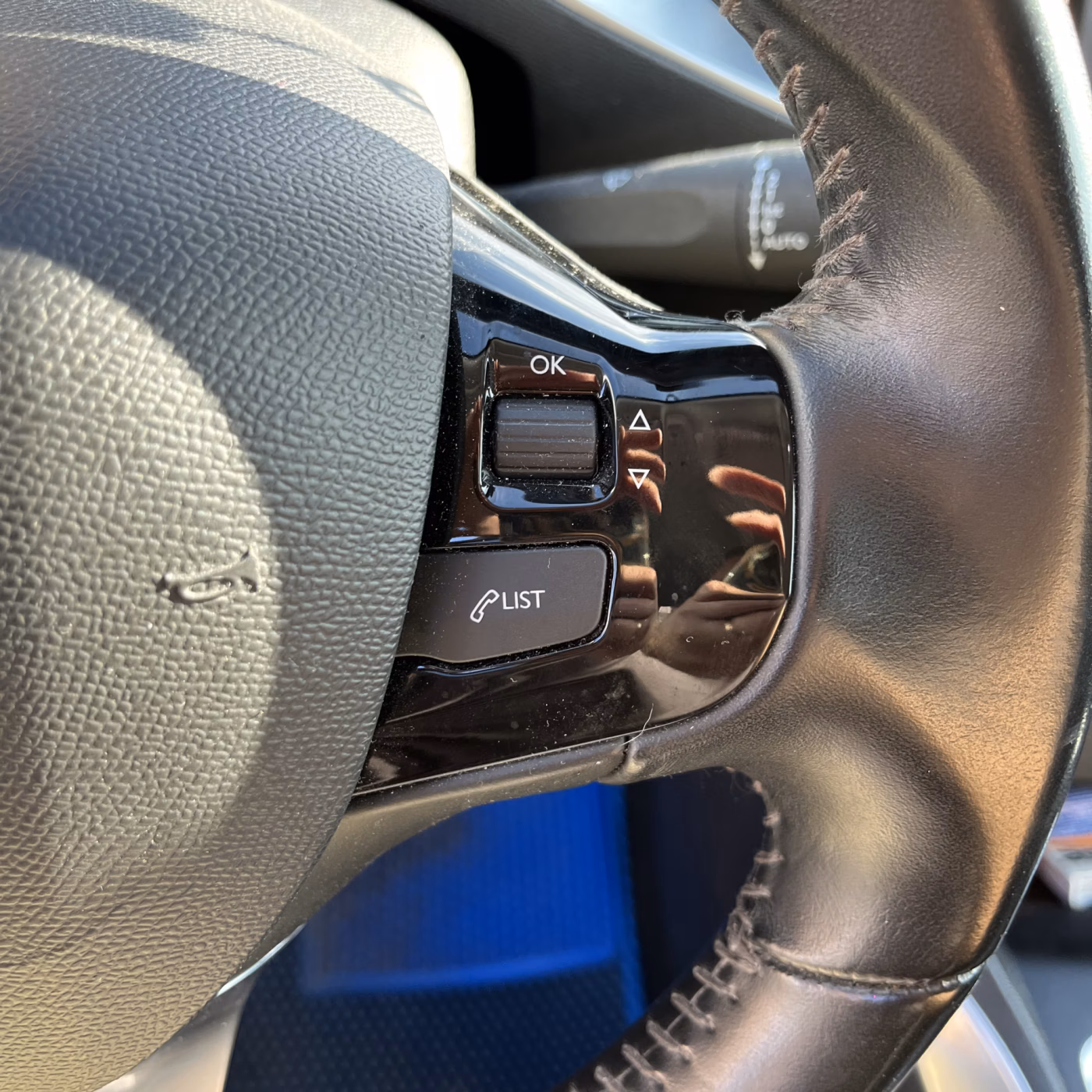 Peugeot 308 фото 13