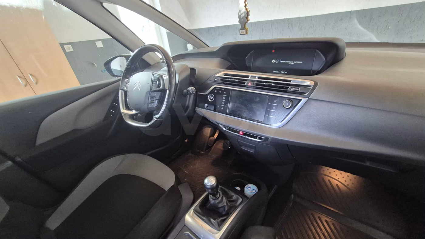 Citroen C4 Picasso фото 9