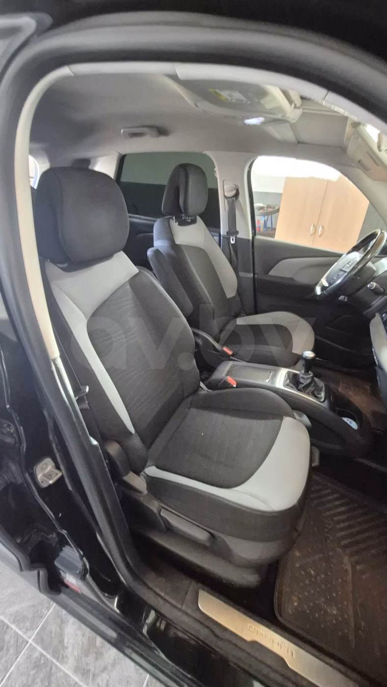 Citroen C4 Picasso фото 10
