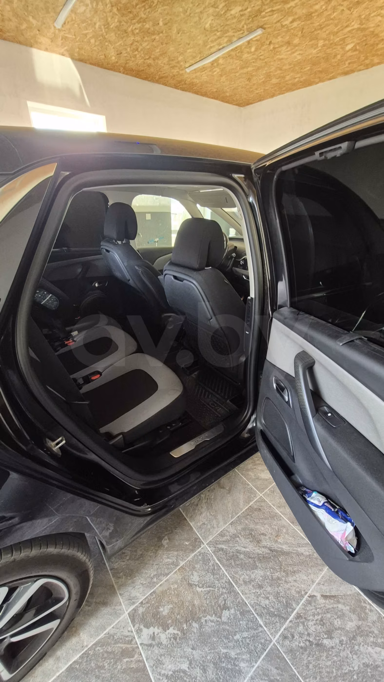 Citroen C4 Picasso фото 12