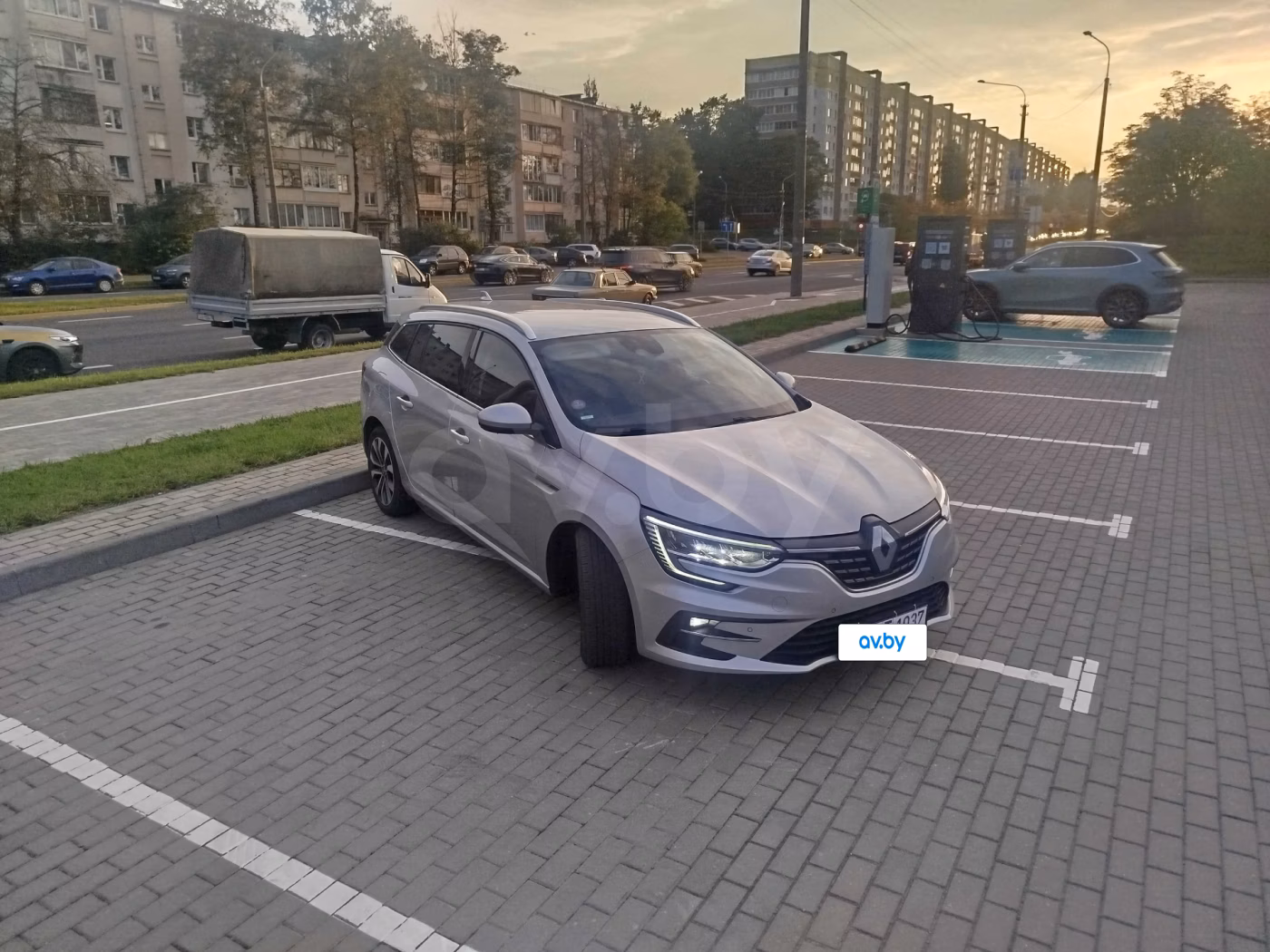 Renault Megane фото 18